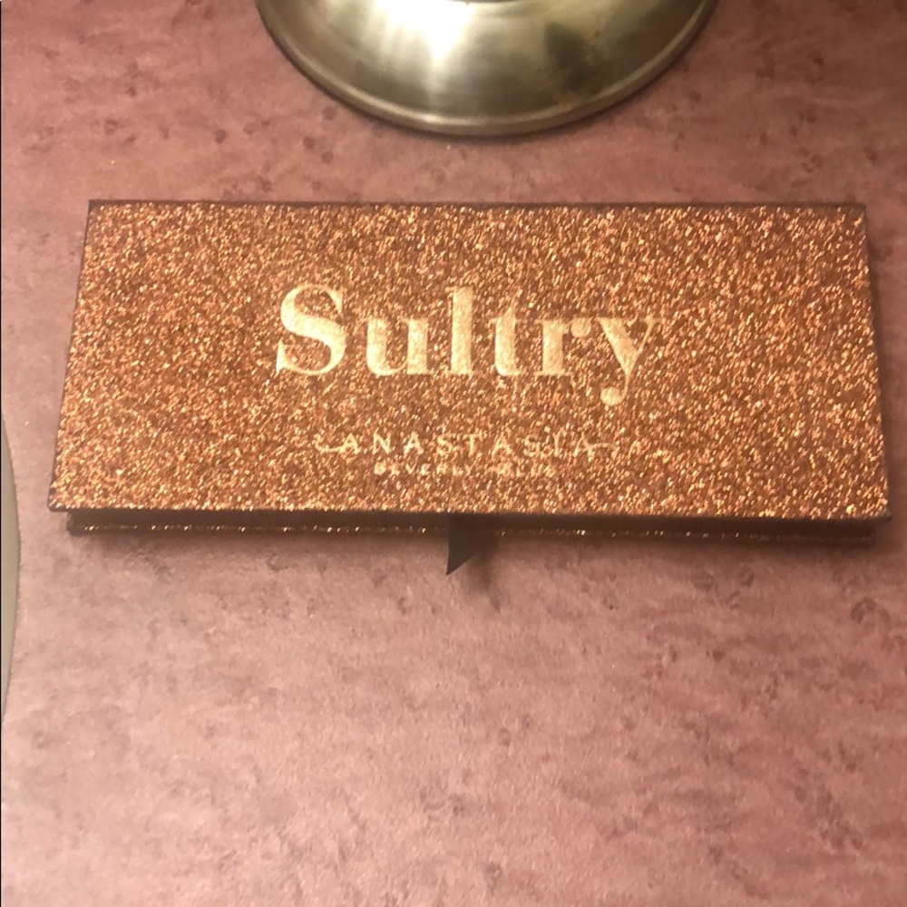 Anastasia Beverly Hills Sultry Palette